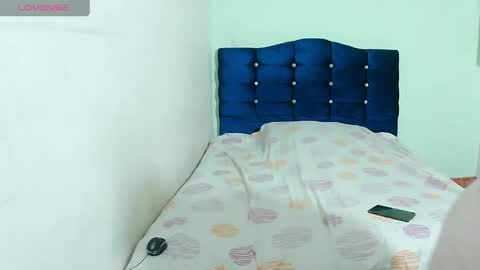 ashleey_palmer online show from April 26, 8:45 am