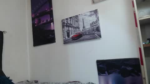 Snapshot of ashleey_thompson chatting on July 7, 9:41 pm ashleey_thompson online show from July 7, 9:41 pm