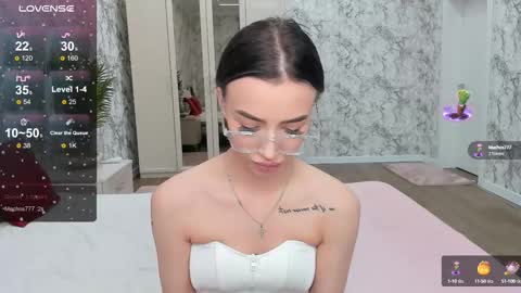 veronika online show from October 7, 8:11 am