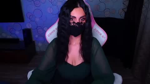   Yasmina   online show from November 30, 4:05 am