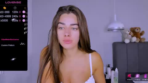 Ashley online show from September 18, 2:52 pm