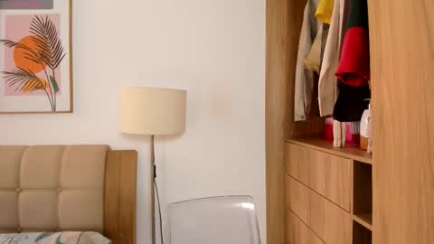 Soy Ash online show from December 5, 1:09 pm