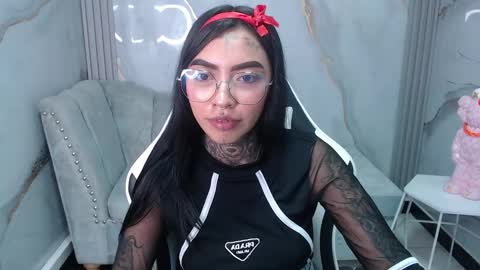 ashley_blum_v online show from September 25, 10:24 pm