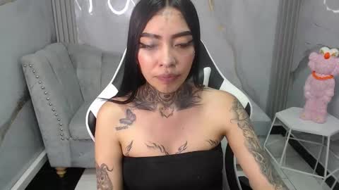 ashley_blum_v online show from October 18, 8:42 pm