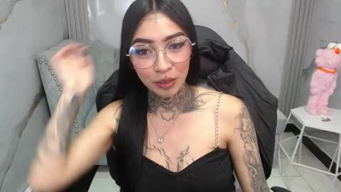 ashley_blum_v online show from November 25, 8:42 pm