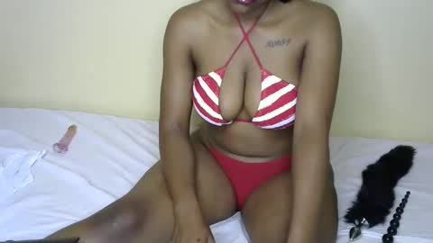 ashley_destinty online show from February 18, 6:53 am