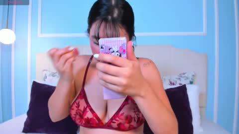 Snapshot of ashley_fooxx chatting on February 22, 2:13 am Ashley Foxx online show from February 22, 2:13 am