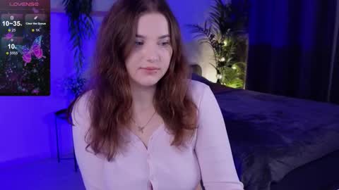   online show from October 18, 7:53 am