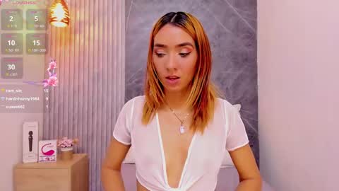 ashley_miller26 online show from December 20, 2:19 am