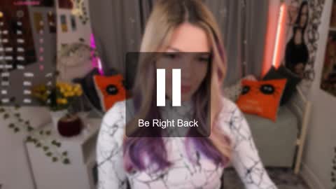 Snapshot of ashley_swan chatting on October 30, 11:55 am Ashley next stream on Sunday online show from October 30, 11:55 am