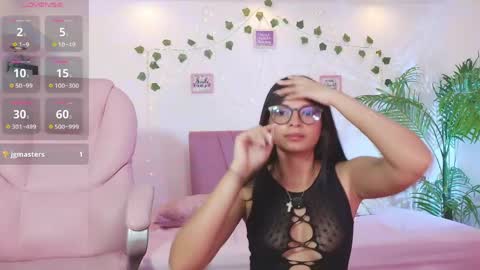 Ashley online show from May 9, 2:00 pm