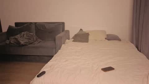 Ashley online show from February 23, 2:20 am