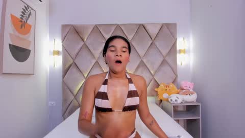 ash  online show from December 12, 2:44 pm