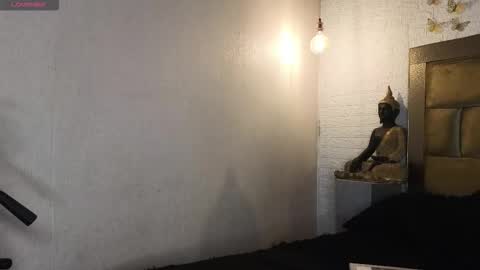 Snapshot of ashleybrend chatting on October 1, 12:44 pm CAMILA online show from October 1, 12:44 pm