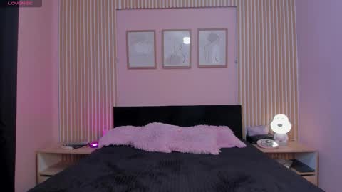 ashleycooper_2 online show from November 14, 5:44 pm