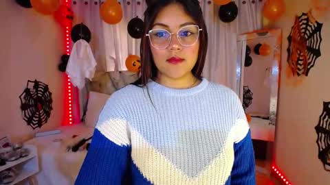 Ashlei Evanz online show from October 25, 7:08 pm