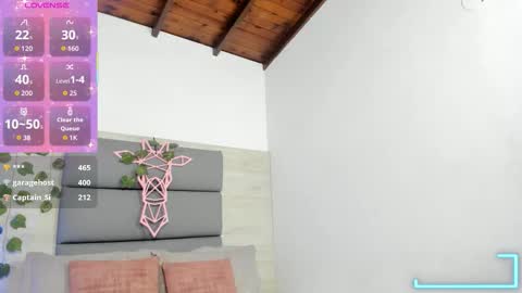 Snapshot of ashleyhiil2 chatting on November 5, 4:01 am AshleyHill online show from November 5, 4:01 am