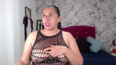 Snapshot of ashleymonroe14 chatting on September 10, 2:22 am LORE online show from September 10, 2:22 am