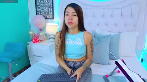 AshleyRoberh online show from November 30, 12:20 pm