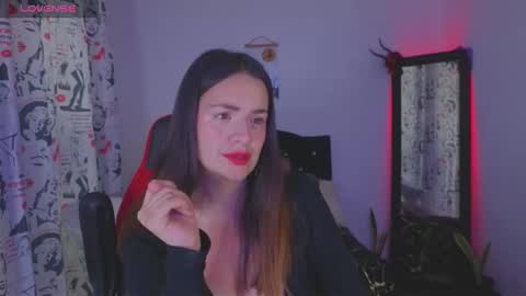 ASHLEY online show from November 25, 6:52 pm