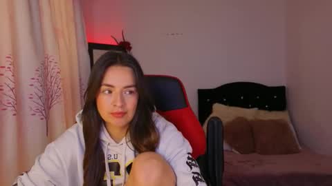 ASHLEY online show from February 10, 1:37 pm