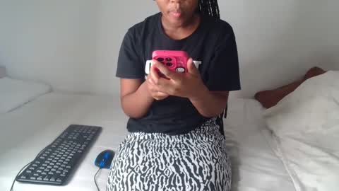 ashleyt255 online show from November 17, 7:30 pm