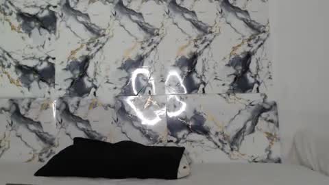 ashleyt255 online show from June 16, 4:31 pm