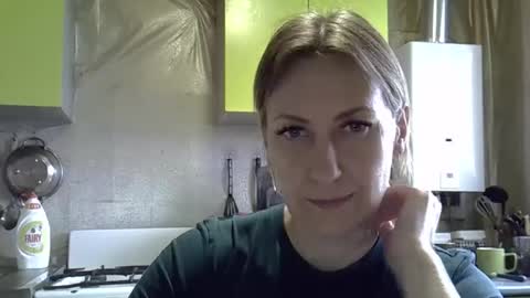 AshleyXHoney online show from April 11, 7:13 am