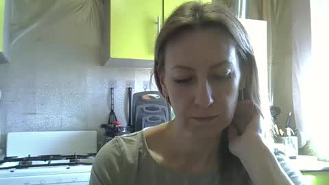 Snapshot of ashleyxhoney chatting on April 22, 8:06 am AshleyXHoney online show from April 22, 8:06 am