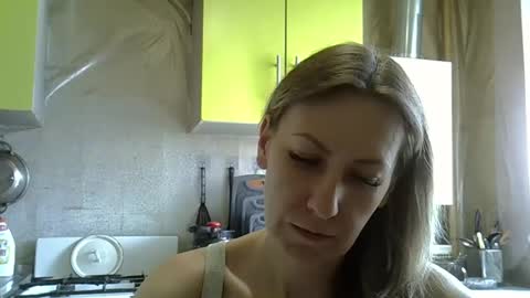 Snapshot of ashleyxhoney chatting on May 7, 6:52 am AshleyXHoney online show from May 7, 6:52 am