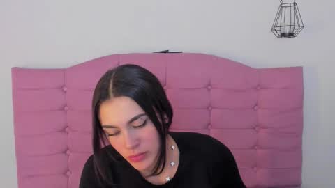 kylie online show from October 11, 1:38 am