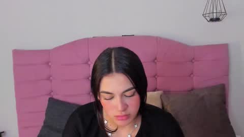 kylie online show from October 18, 1:52 am