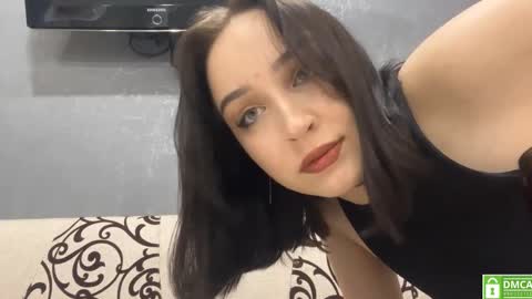 Anna online show from February 3, 8:25 pm