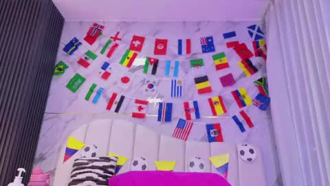 Snapshot of ashly_miller2 chatting on July 16, 12:00 pm Ashly online show from July 16, 12:00 pm