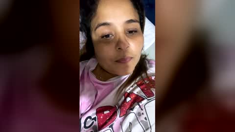 ashly_paez123 online show from April 14, 6:52 am