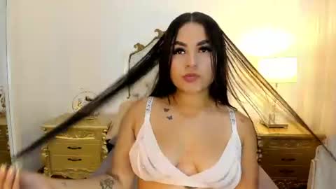 Snapshot of ashly_pink chatting on July 23, 3:43 pm Ashly online show from July 23, 3:43 pm