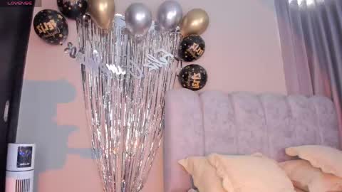 Paula Baleta  online show from April 21, 6:34 pm