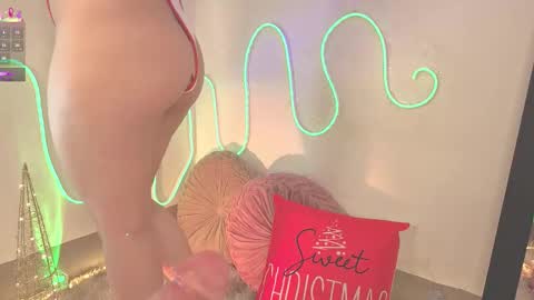 Ash  online show from December 15, 7:29 pm