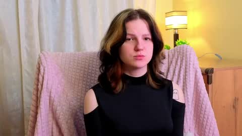 Kristine online show from April 8, 9:15 pm