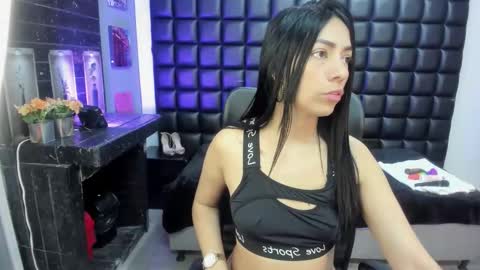 ashlyy sweet  online show from March 1, 2:19 pm