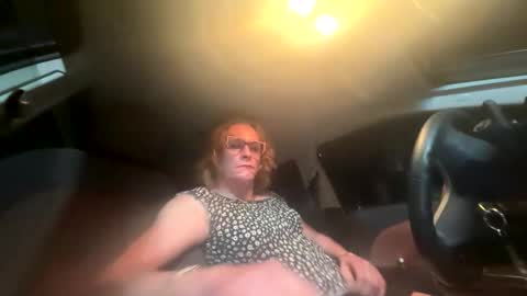 ashmomo online show from September 12, 9:53 am