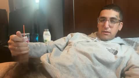 Snapshot of ashur_06 chatting on June 14, 7:05 pm ashur_06 online show from June 14, 7:05 pm