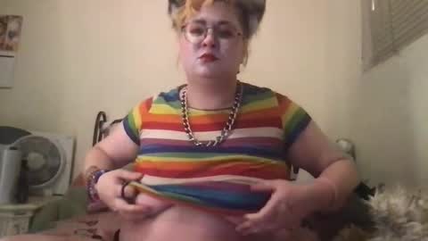 Snapshot of ashwednesdayxxx chatting on February 22, 6:35 am Ash XXX online show from February 22, 6:35 am