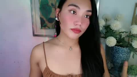 Snapshot of asian_alliyah chatting on June 29, 10:26 am asian_alliyah online show from June 29, 10:26 am