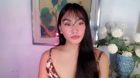 Snapshot of asian_alliyah chatting on July 5, 4:19 am asian_alliyah online show from July 5, 4:19 am