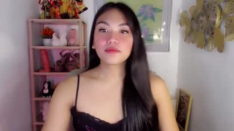 Snapshot of asian_alliyah chatting on July 21, 11:51 pm asian_alliyah online show from July 21, 11:51 pm