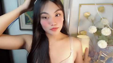 Snapshot of asian_alliyah chatting on July 31, 10:47 am asian_alliyah online show from July 31, 10:47 am
