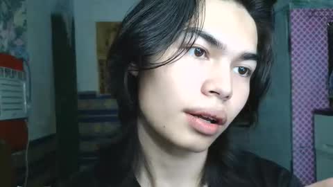 asian_babyboi online show from February 27, 8:03 am