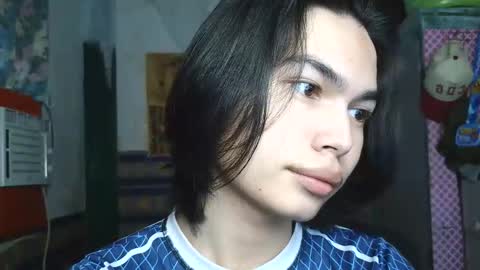 asian_babyboi online show from April 26, 1:53 pm