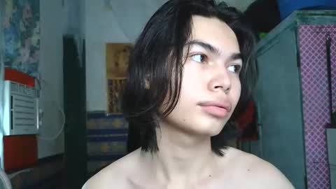 Snapshot of asian_babyboi chatting on May 7, 7:03 am asian_babyboi online show from May 7, 7:03 am
